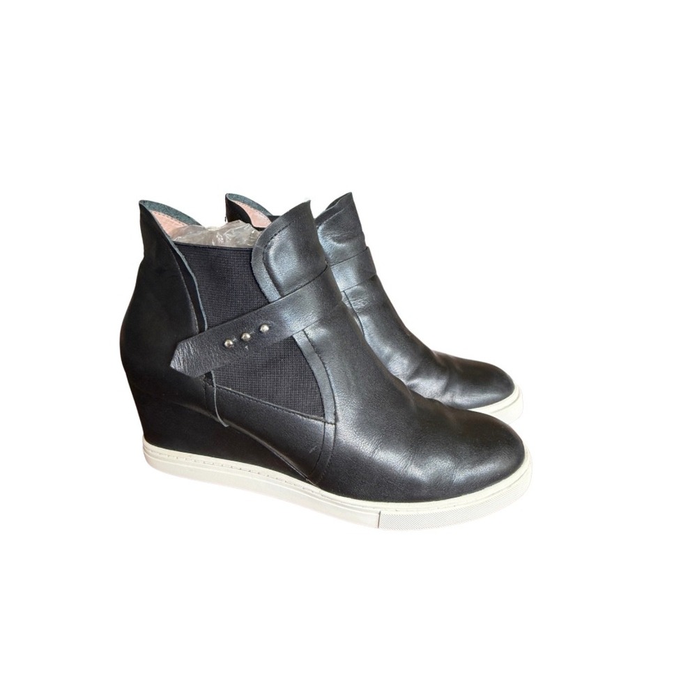 Linea Paolo Wedge Sneaker Booties Black Leather Studded Zip Shoes Size 9M